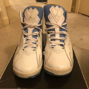 Jordan true flight gs
